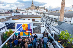 Гостиница La Banda Rooftop Hostel  Севилья
